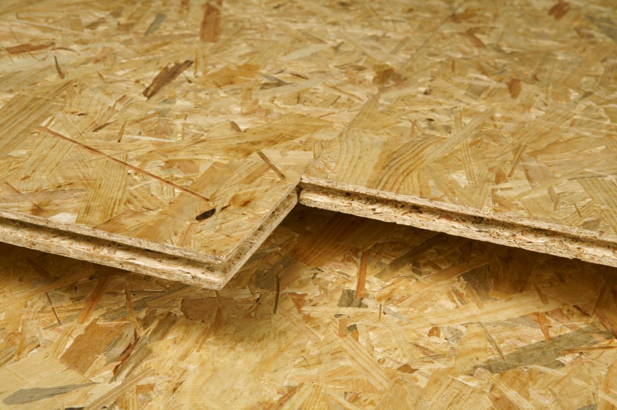 CREATOR: gd-jpeg v1.0 (using IJG JPEG v62), quality = 80 DALLE CLIPSABLE OSB3 610*2440 EP 18MM – Image 1