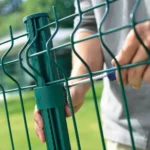 POTEAU CLOT THERMOLAQUE VERT 2.44 M (4.8x1.5MM)+4COLLIER+CAPUCHON
