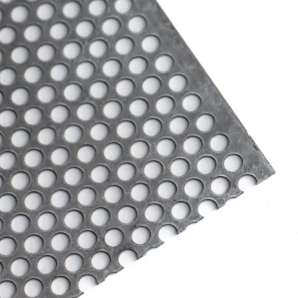 TOLE PLANE PERFOREE R20T27 GROS 2M*1M*1.5MM